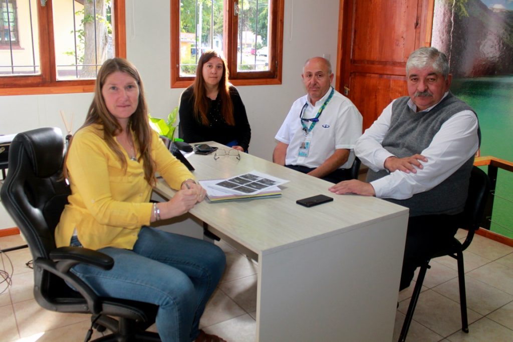 Esquel: El municipio gestiona la instalación de empresas locales rent a car en el Aeropuerto